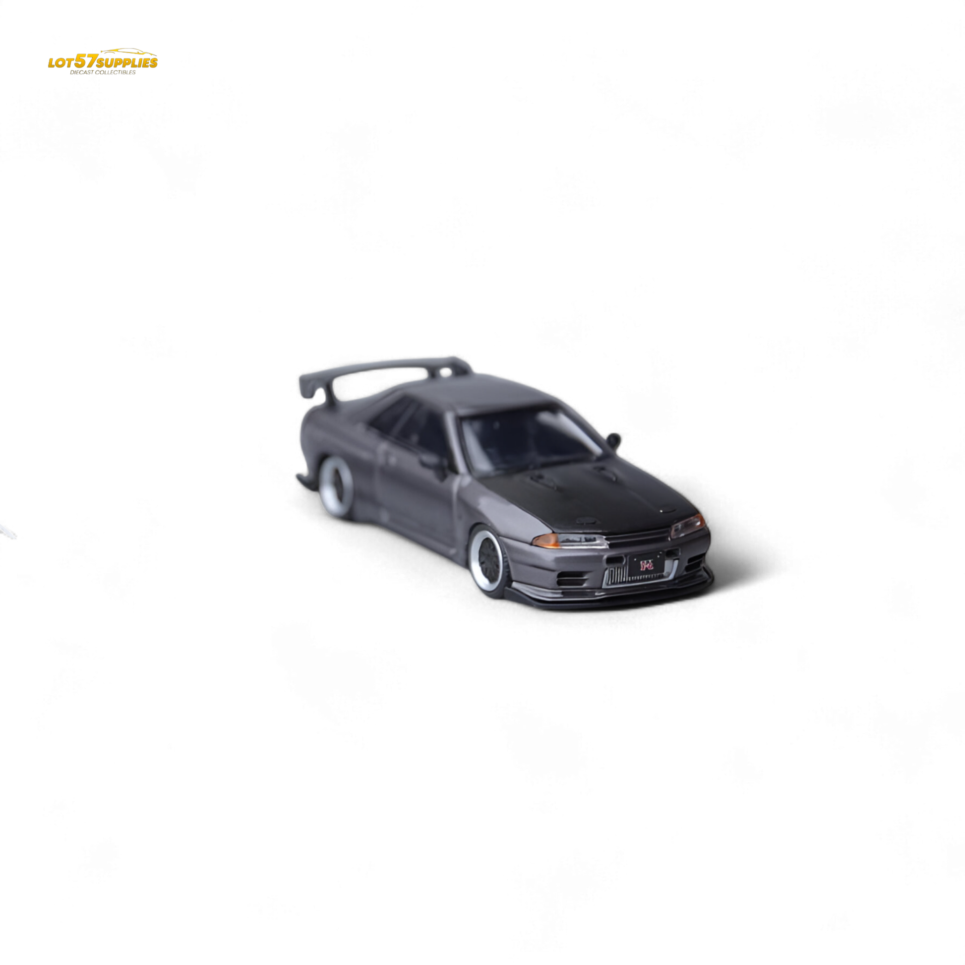 Gray Nissan Skyline GT-R R32 diecast model by Focal Horizon Skyline GT-R R32 Top Secret, detailed 1:64 scale car.