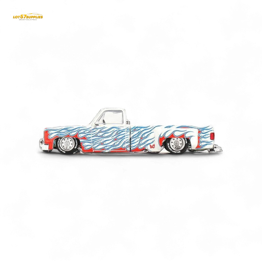 Mini GT x Kaido House Chevrolet Silverado Dually On Fire V2 1:64 - Evergreen Kings