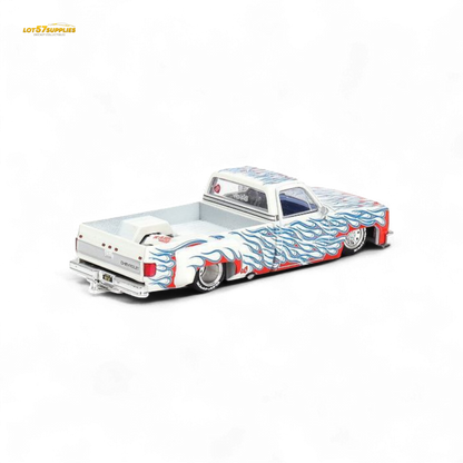 Mini GT x Kaido House Chevrolet Silverado Dually On Fire V2 1:64 - Evergreen Kings