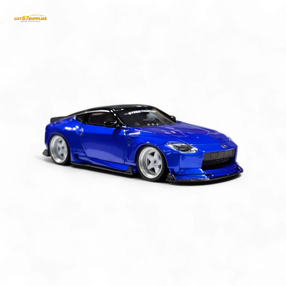 Nissan 400Z Candy Blue 1:64 resin diecast model car, detailed miniature replica of the Nissan 400Z.