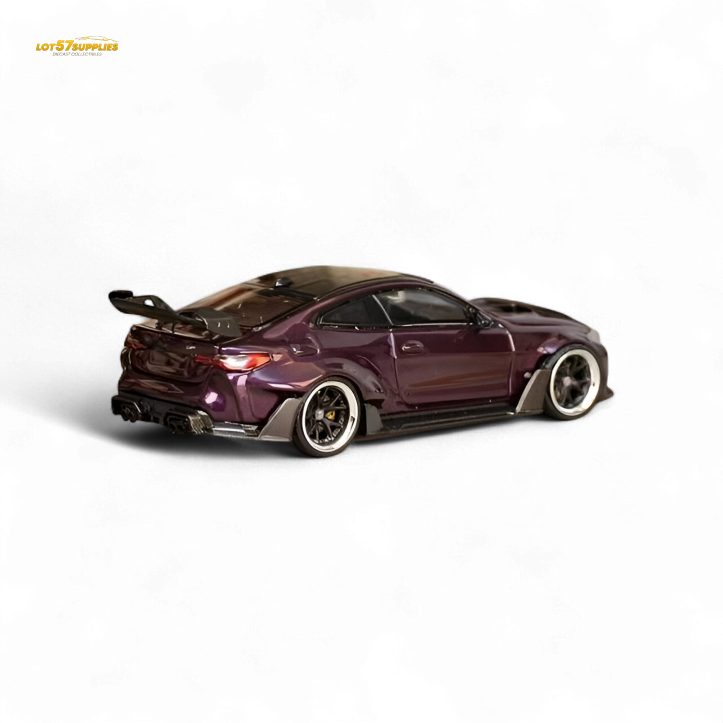 Street Weapon BMW M4 G82 Widebody Dark Purple 1:64 - Evergreen Kings