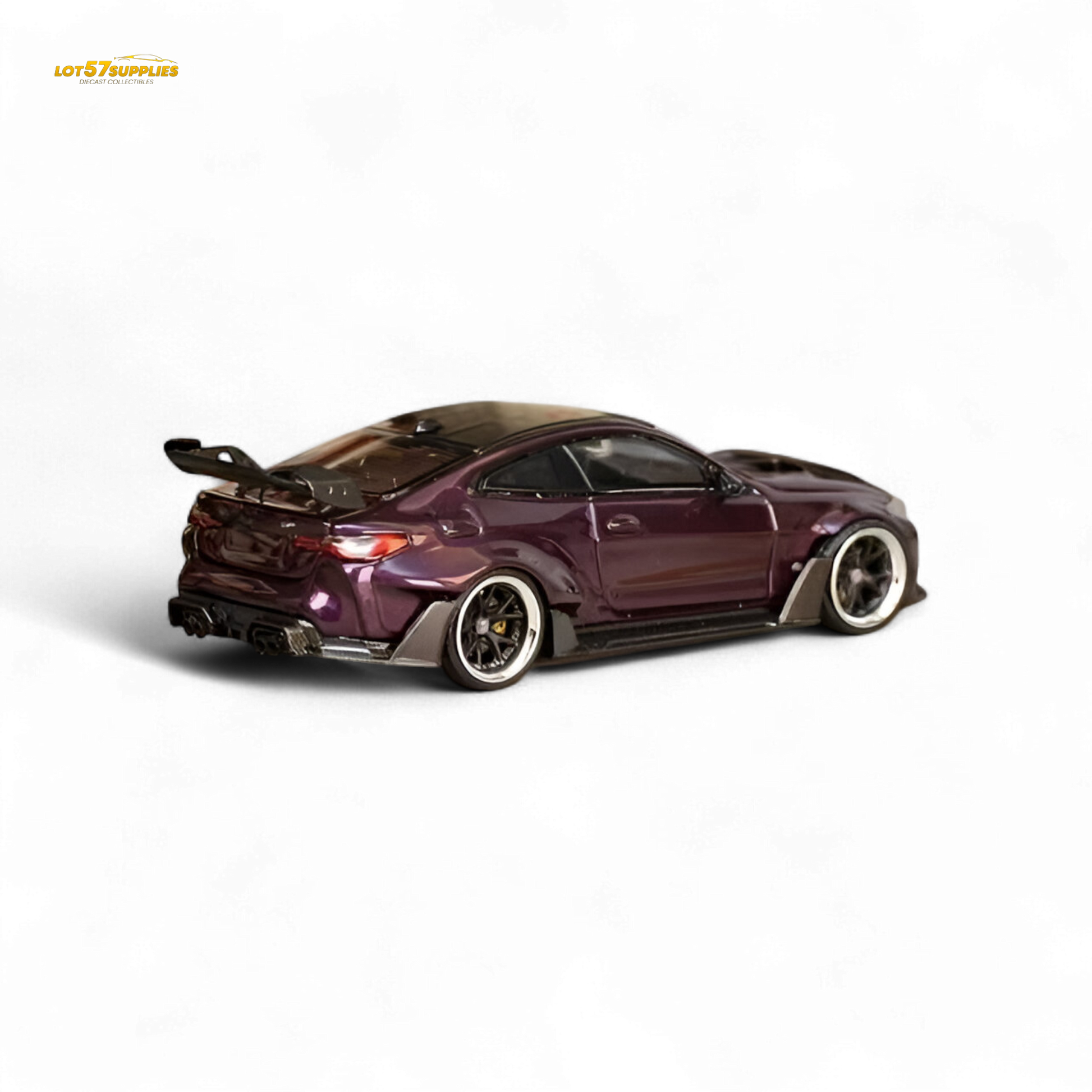 Street Weapon BMW M4 G82 Widebody Dark Purple 1:64 - Evergreen Kings