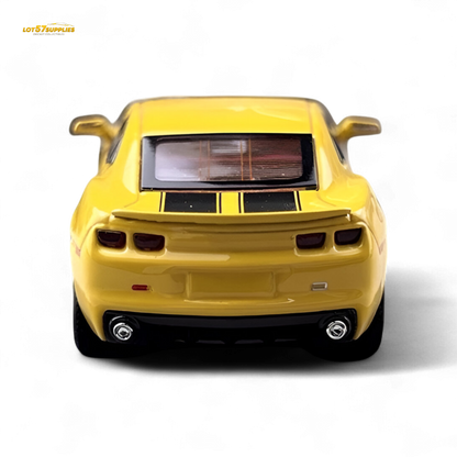 FineWorks64 Chevrolet Camaro Bumblebee Yellow 1:64 - Evergreen Kings
